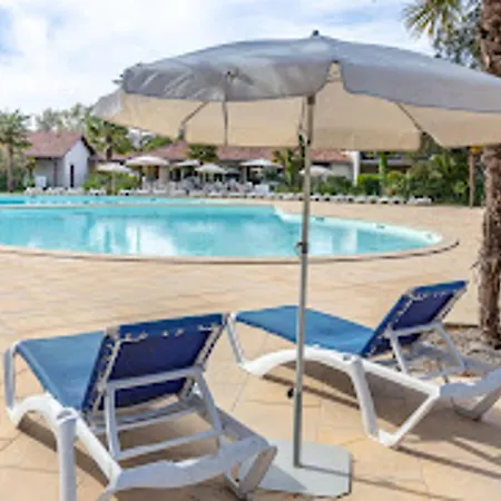 Apartment T4 Avec Wi-fi Et Parking Dans Résidence Avec Activités - Fr-1-239-1125 *
