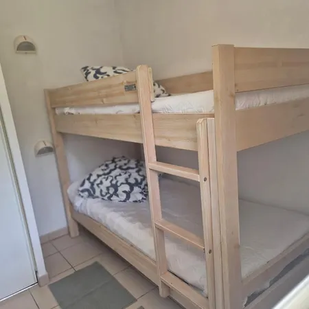 Apartment T4 Avec Wi-fi Et Parking Dans Résidence Avec Activités - Fr-1-239-1125 Ondres